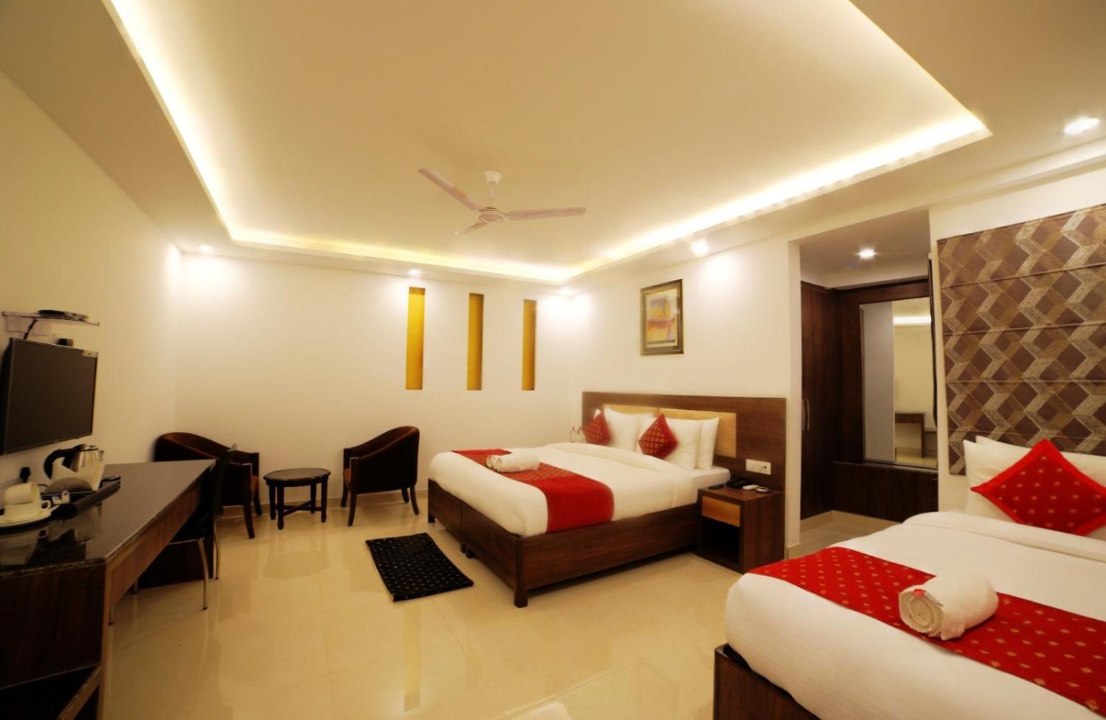 Hotel Chanakya Inn New Delhi Bagian luar foto