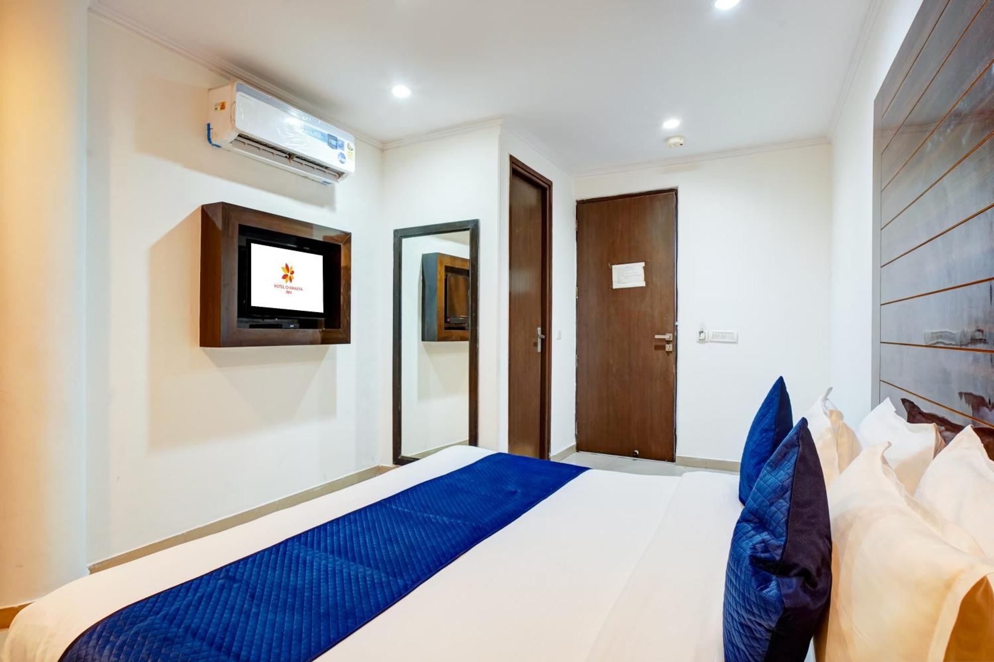 Hotel Chanakya Inn New Delhi Bagian luar foto